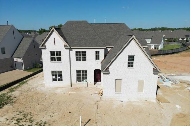 614 Cedar Shadows Cir W, Collierville, TN