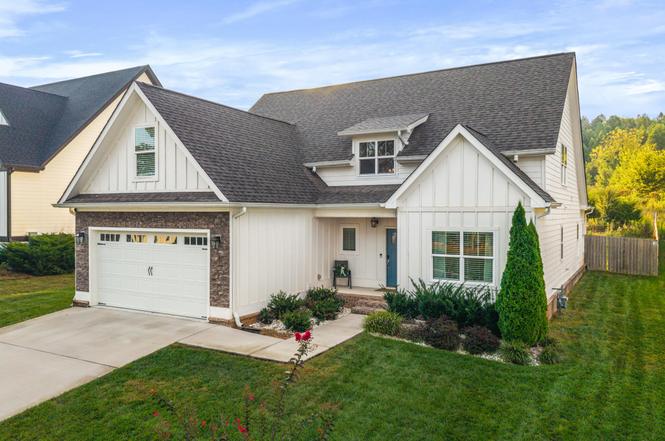 4909 Grove Park Dr NW, Cleveland, TN