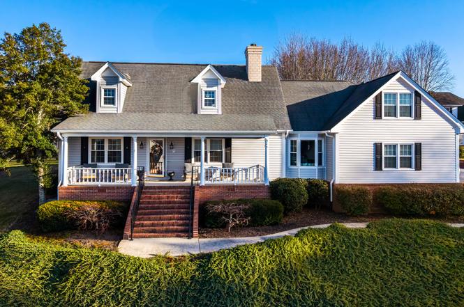 1684 Lenox Dr NW, Cleveland, TN