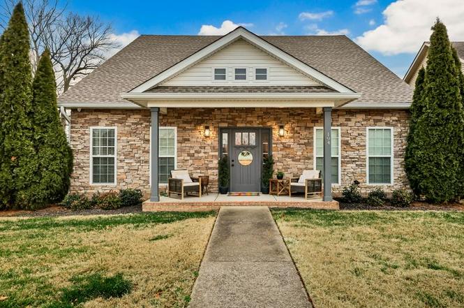 194 Turnberry Cir, Clarksville, TN