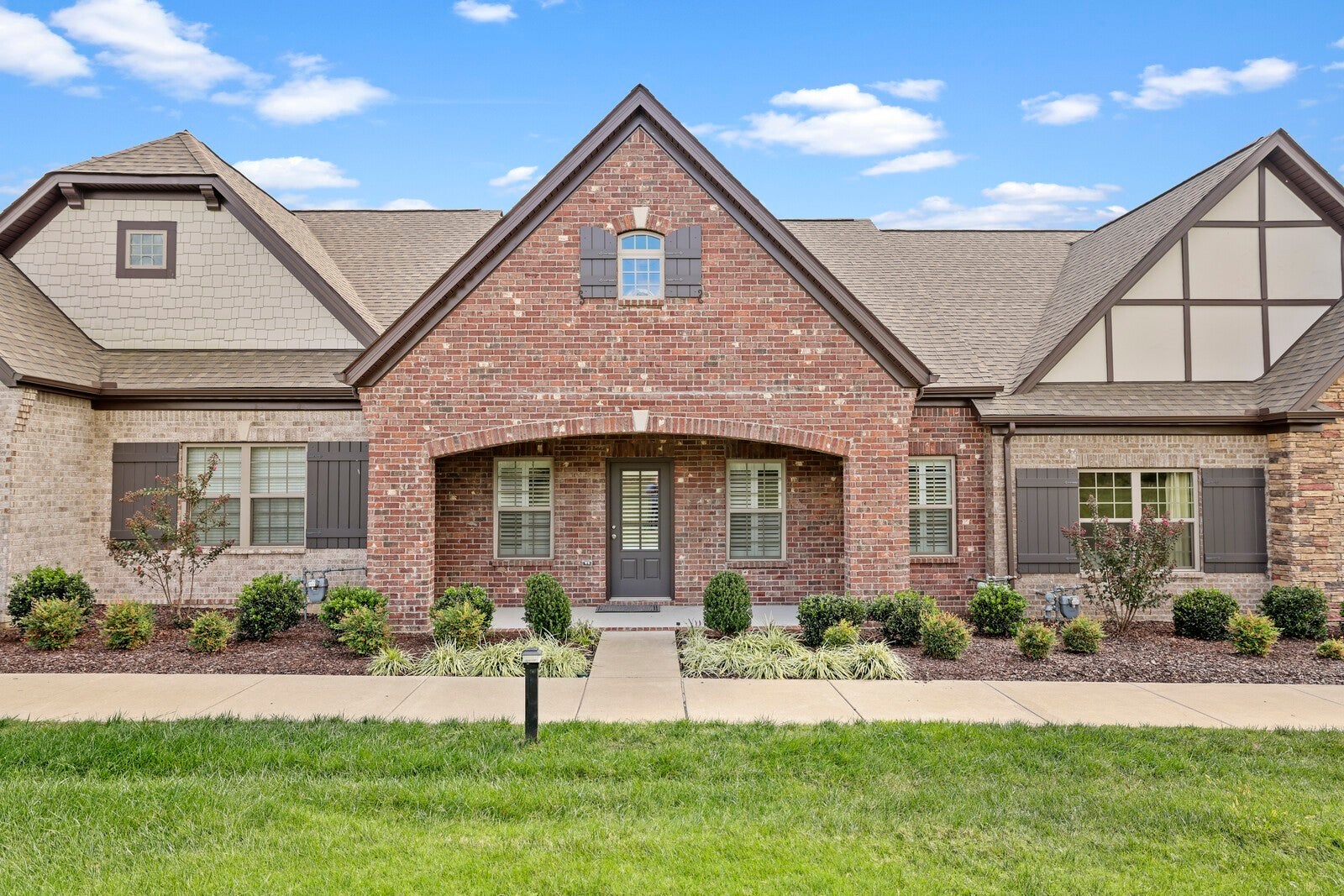 322 Madeira Pl, Gallatin, TN