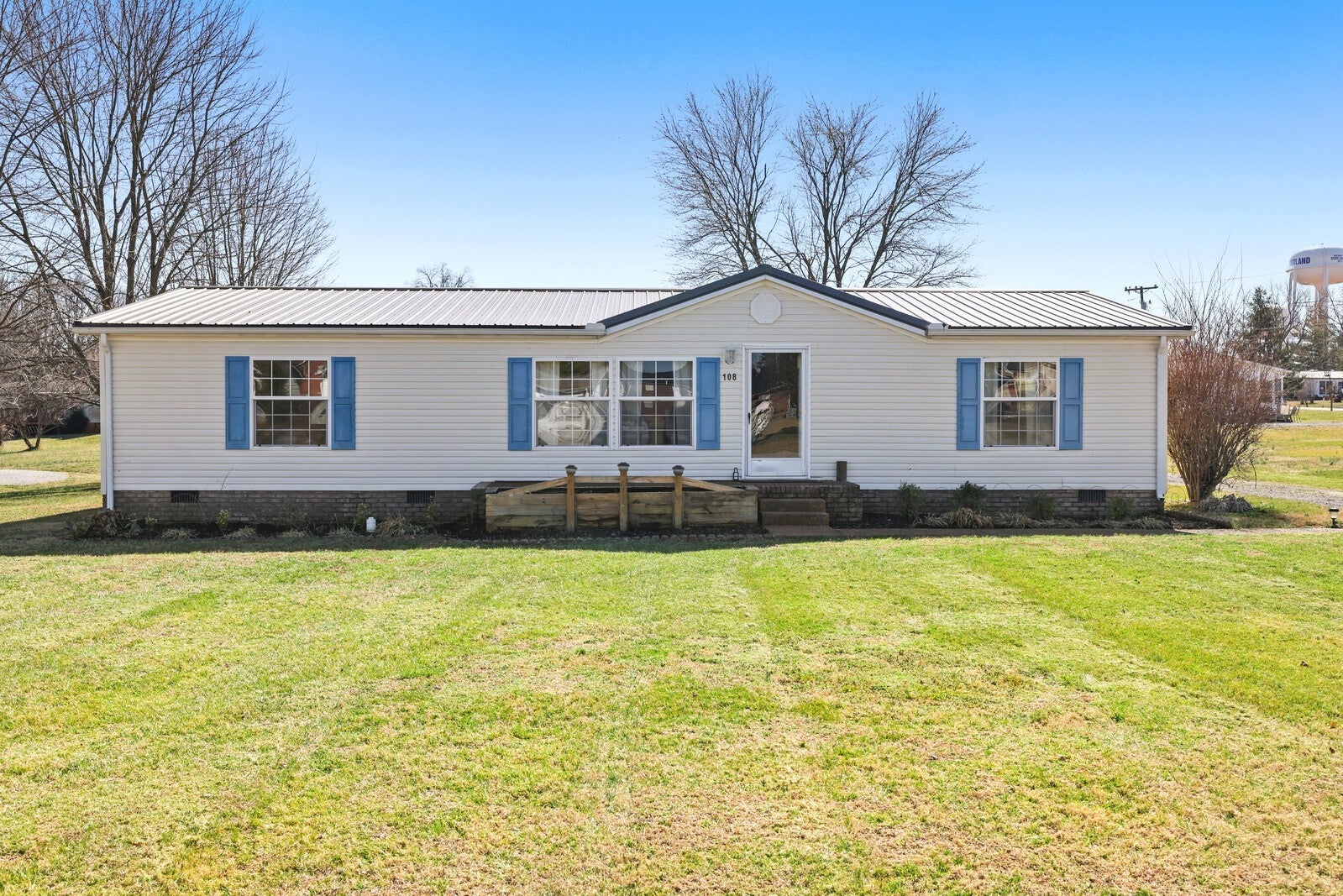 108 Bobsway Dr, Portland, TN