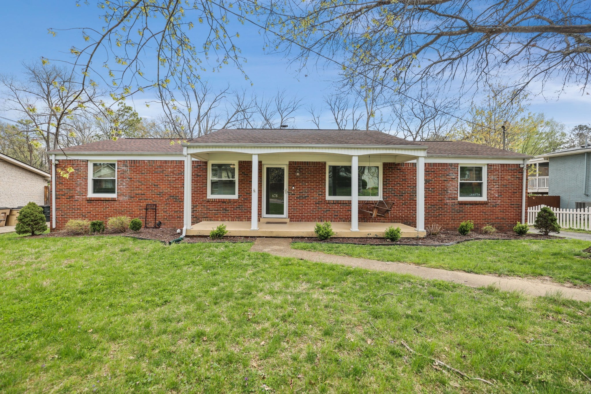 678 Brewer Dr, Nashville, TN