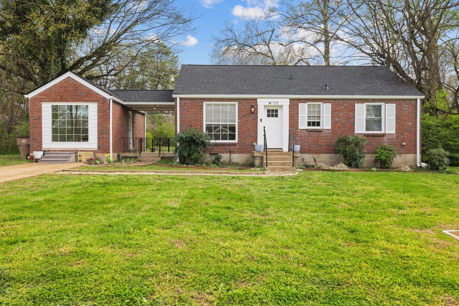 705 Drummond Dr, Nashville, TN