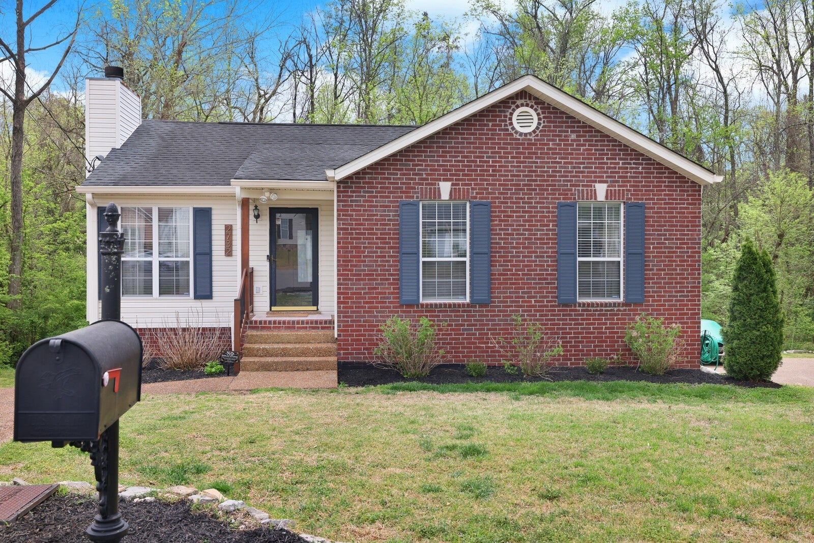 2732 Airwood Dr, Nashville, TN